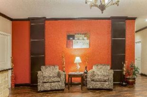 Super 8 by Wyndham Mansfield LA image 14